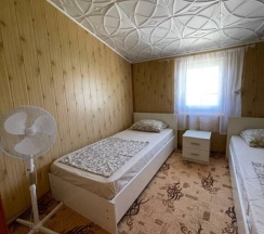 Двухместный номер Economy с видом на внутренний двор 2 отдельные кровати в BlagaHouse15