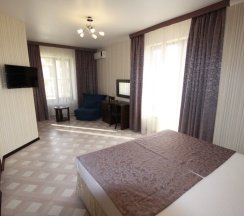 Двухместный номер Standard с балконом и с красивым видом из окна двуспальная кровать в Мечта