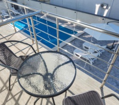 4-местная комната комфорт с балконом в SunMania