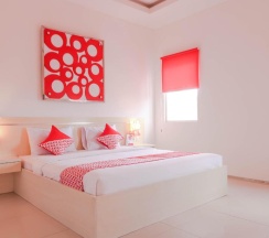 Двухместный номер Deluxe двуспальная кровать в OYO 1489 Simona Hotel