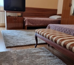 Стандартный пятиместный номер в Олимпийский визит