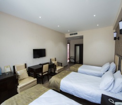 Трёхместный номер Standard с балконом в Отель Tbilisi Inn
