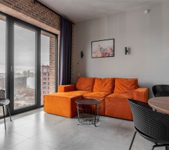 Апартамент с детской для 6-ти гостей с видом на город в Sv Loft Apart