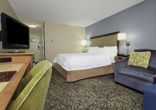 Номер в Hampton Inn Austin-South - I-35 & Ben White