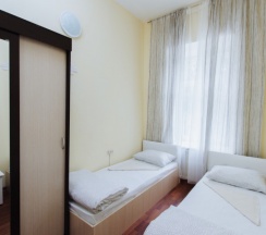 Люкс с персональной ванной комнатой в Пафос