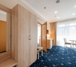 Стандартный семейный двухкомнатный номер с балконом в Бригантина