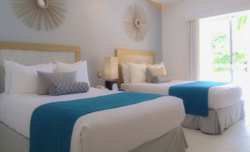 Четырёхместный номер Deluxe с балконом и с видом на сад в Select at Casa Marina Adults Only