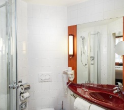 Одноместный номер Superior в Leonardo Hotel Salzburg City Center