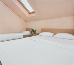 Трёхместный номер Economy с видом на город в Green rent