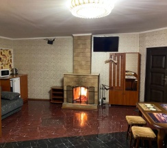 Четырёхместный номер Comfort с красивым видом из окна в Дюна-центр