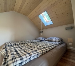 Домик зеленый в Домики в поле