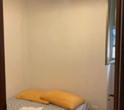 Номер Standard в Cheerful Room, Sharing kitchen in a Cosy Family Art House, Ideal for one person or couple