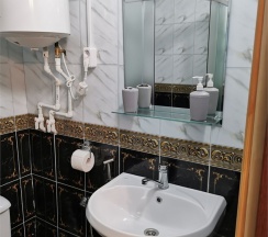 Полулюкс с видом на горы (1 этаж, номер 2) в Предгорье