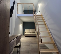 Апартаменты Семейные с 2 комнатами и отдельным входом в Port Comfort by Sennaya Square