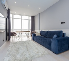 DELUX – 492Б, панорамное окно в Gosh.rent
