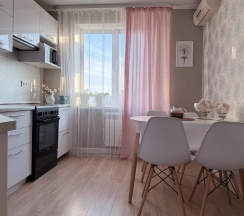 2-комнатные апартаменты, 51 м², 9 этаж в Primavera TYT-YЮT (Примавера ТУТ-УЮТ) на улице Дзержинского 44