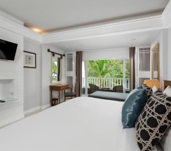 Двухместный номер Deluxe Terrace двуспальная кровать в Thavorn Palm Beach Resort Phuket