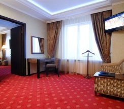 Suit (Luxe) в Стела