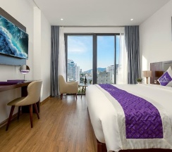 Двухместный люкс с балконом двуспальная кровать в Отель Aria Grand Hotel & Spa