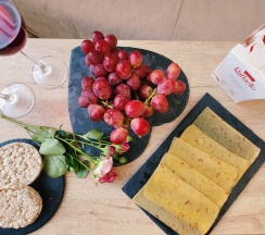 3-х местный номер студия с мини-кухней в Центральная