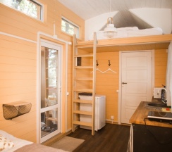 Солнечный tiny house в Шведские дачи