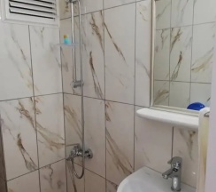 Четырёхместный номер Standard в Cagan Hotel