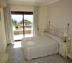 Апартаменты с 2 комнатами в Home4Holidays