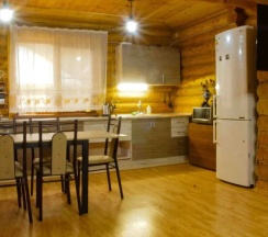 Шестиместный коттедж с 5 комнатами с балконом в Forest Arkhyz