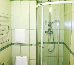 Стандарт четырёхместный с балконом в Синее море