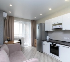 Апартаменты с балконом в Apart Hotel24