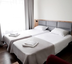 ПОЛУЛЮКС  с душем №7 в Сказка