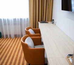 Номер стандарт улучшенный с 1 двуспальной кроватью в Хабаровск