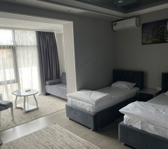 Люкс с красивым видом из окна в Gombor