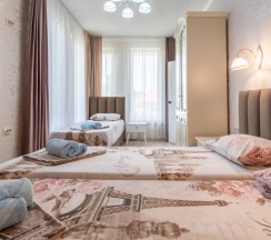 Апартаменты с балконом в Гостевой дом