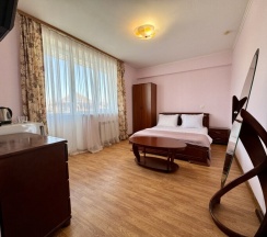 Двухместный номер "Комфорт" с 1 кроватью в Эдельвейс