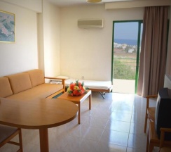 Четырёхместный номер Standard в Maris Grand Waterpark Resort