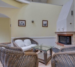 Коттедж Superior с 5 комнатами в Жар-птица