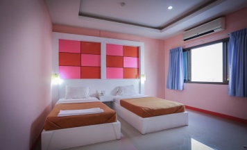 Двухместный номер Deluxe двуспальная кровать в Grand Leo Hotel