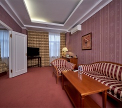 Джуниор сюит в Author Boutique Hotel