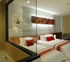 Двухместный номер Superior с видом на город двуспальная кровать в Отель The Zign Hotel
