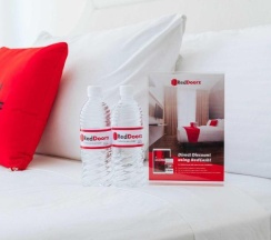 Двухместный номер Standard двуспальная кровать в RedDoorz Premium @ Vista Heights Legarda