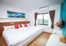 Семейный номер Standard с балконом в Modern Place Patong Beach