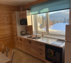 Коттедж трехкомнатный с 3 спальнями в Ice Street 40