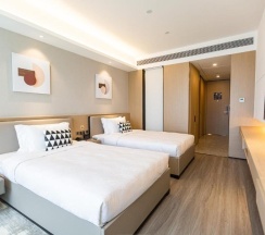 Студия Premier в Chongqing Yitang Hotel