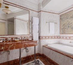 Двухкомнатный Люкс в Taleon Imperial Hotel