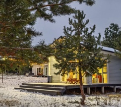 ЯР-ХОУМ. Дом у камского моря и кино-парка.  в Белый Яр