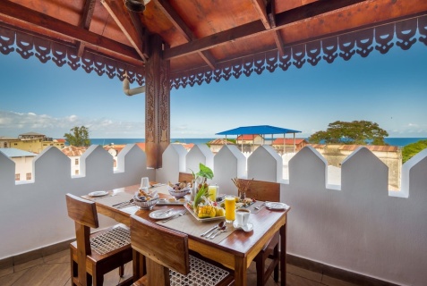 Стон Таун: Отель Turaco Spice Tree a Tribute Portfolio Hotel