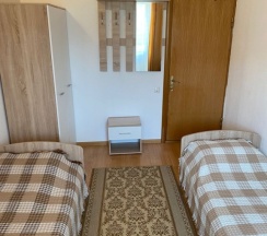 Двухместный номер Standard с балконом и с красивым видом из окна 2 отдельные кровати в Александра