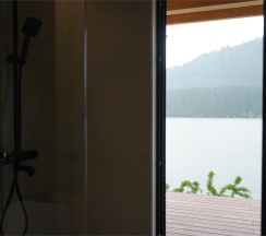 ДОМ РЕКА  (Дом у Катуни) в Катунь Dom Hotels