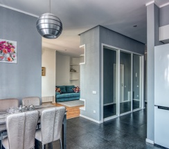 Апартаменты Англия с балконом (на ул. Павлюхина 110 В) в KazanHome
